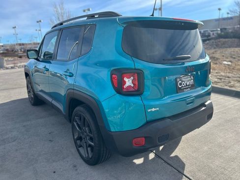 Used 2021 Jeep Renegade Latitude image 3