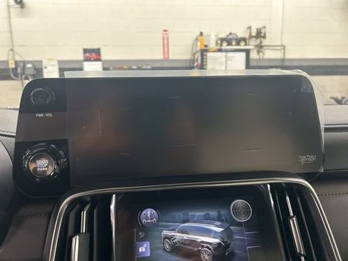 New 2026 Lexus LX 600 4WD w/ Luxury Package image 20