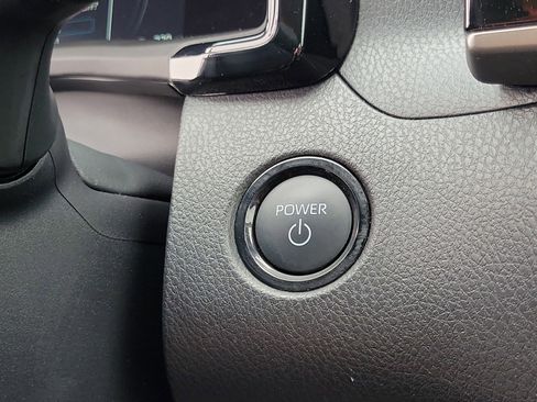 Used 2025 Toyota Camry LE w/ Convenience Package image 28