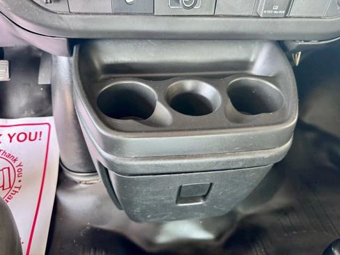 Used 2015 Chevrolet Express 2500 image 20