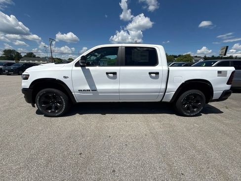 New 2026 RAM 1500 4x4 Crew Cab image 2