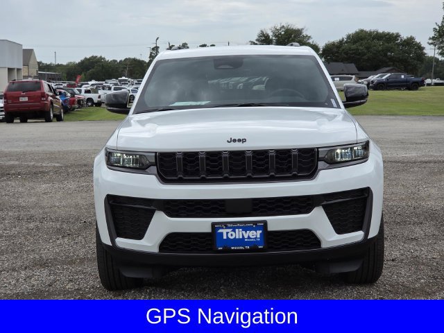 New 2026 Jeep Grand Cherokee Altitude RWD image 3