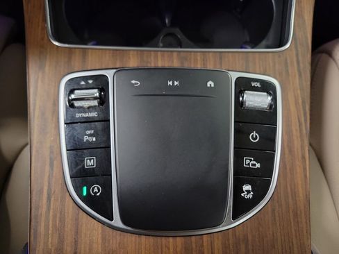 Used 2022 Mercedes-Benz GLC 300 4MATIC w/ Premium Package Lite image 15