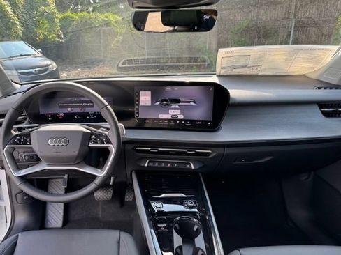 New 2026 Audi Q3 quattro 2.0T AWD/4WD image 13