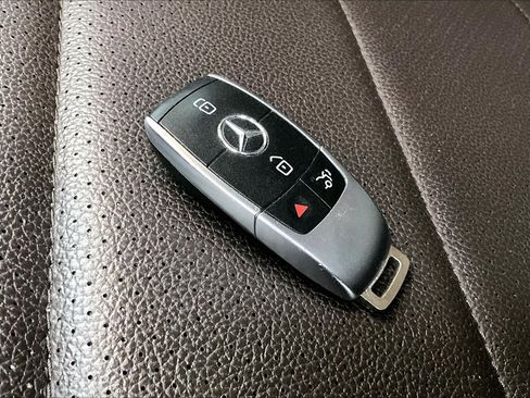 Used 2020 Mercedes-Benz GLE 350 image 12
