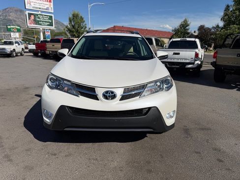 Used 2014 Toyota RAV4 Limited w/ Technology Package AWD/4WD image 13