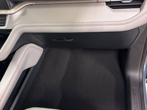 New 2026 Ford Explorer Active w/ Active Comfort Package image 32