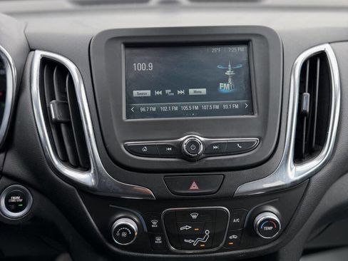 Used 2018 Chevrolet Equinox LT AWD/4WD image 15