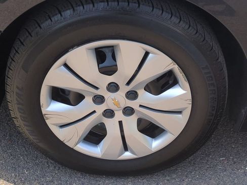 Used 2013 Chevrolet Cruze LS FWD image 10
