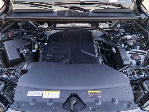 Used 2025 Audi Q5 Premium Plus w/ Premium Plus image 32