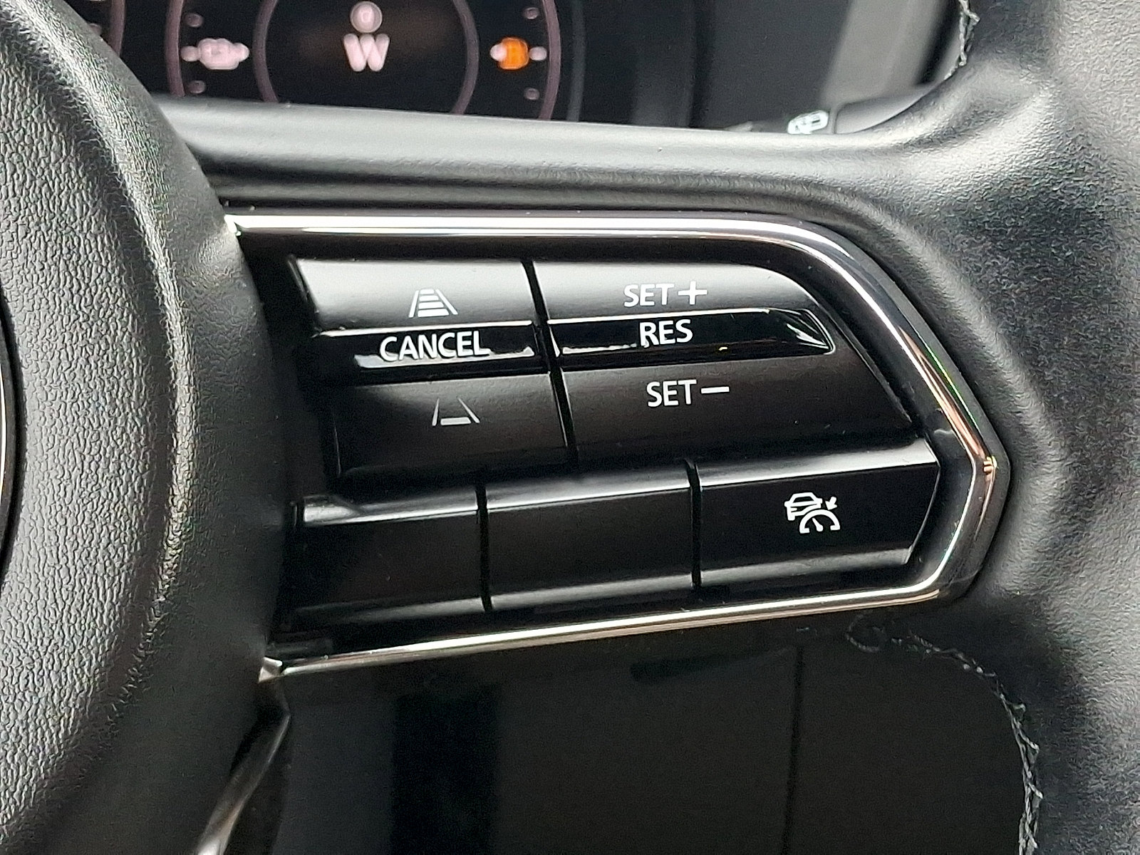 Certified 2024 MAZDA CX-90 Plug-In Hybrid w/ Premium Plus AWD/4WD image 27