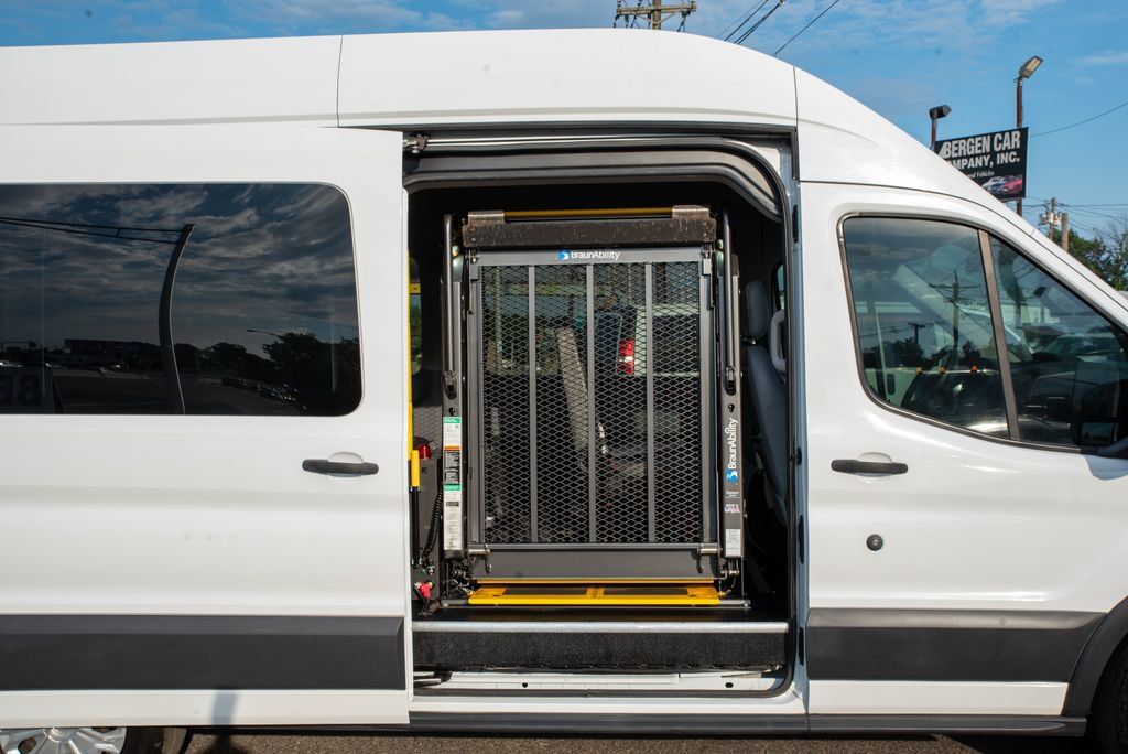 Used 2017 Ford Transit 350 XL RWD image 15