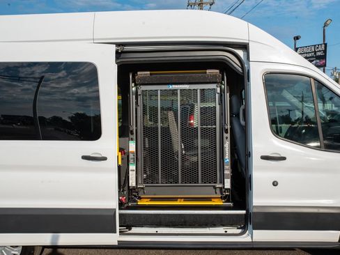 Used 2017 Ford Transit 350 XL RWD image 15