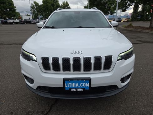 Used 2019 Jeep Cherokee Latitude w/ Cold Weather Group AWD/4WD image 14