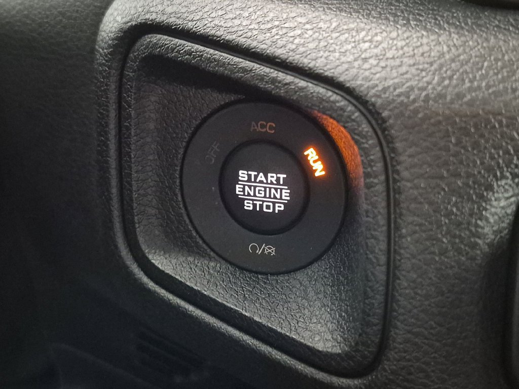 Used 2024 Jeep Wrangler Unlimited w/ Convenience Group AWD/4WD image 26