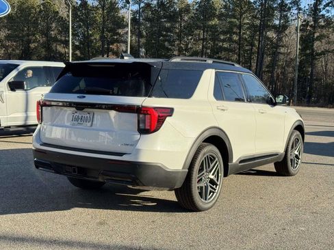 New 2026 Ford Explorer ST-Line w/ ST-Line Street Pack image 21