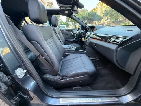 Used 2010 Mercedes-Benz E 550 Sedan image 52