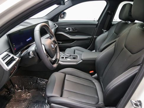 Used 2026 BMW 330i Sedan w/ Premium Package RWD image 19