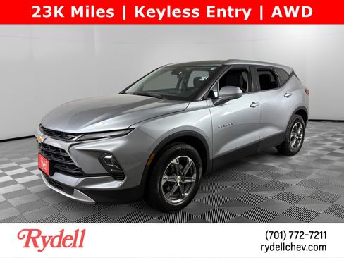 Used 2024 Chevrolet Blazer LT image 1