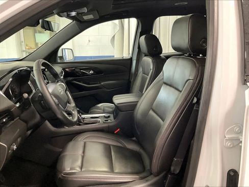 Used 2023 Chevrolet Traverse RS AWD/4WD image 10