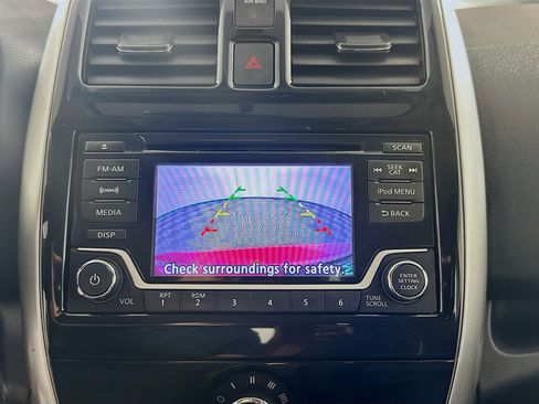 Used 2018 Nissan Versa Note SV FWD image 22