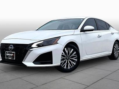 Certified 2023 Nissan Altima 2.5 SV