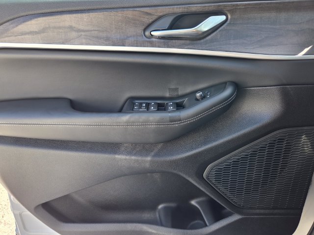 New 2026 Jeep Grand Cherokee Altitude RWD image 20