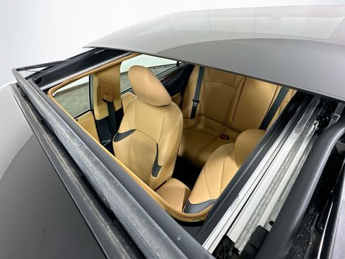 Used 2025 Lexus ES 350 w/ Accessory Package (Z2) image 20