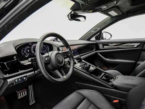 Used 2026 Porsche Panamera Turbo S AWD/4WD image 36