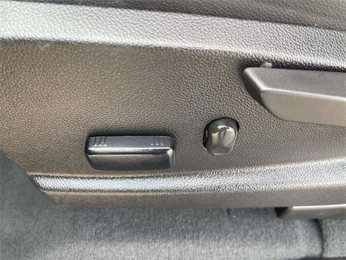 Certified 2022 Chevrolet Colorado LT w/ Luxury Package image 22