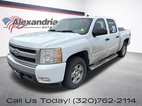 Used 2007 Chevrolet Silverado 1500 LT w/ 1LT Convenience Package image 1