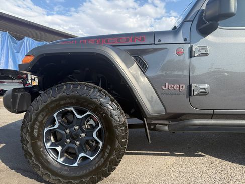 Used 2023 Jeep Wrangler Rubicon AWD/4WD image 10