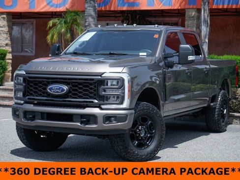 Used 2023 Ford F250 XL w/ STX Appearance Package AWD/4WD image 4
