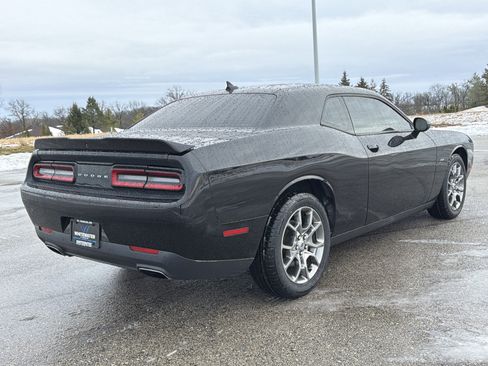 Used 2017 Dodge Challenger GT image 18