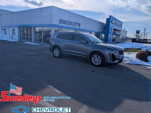 Used 2021 Cadillac XT6 Luxury image 1