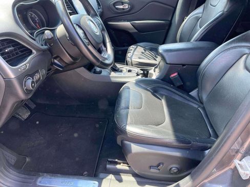 Used 2019 Jeep Cherokee High Altitude AWD/4WD image 15