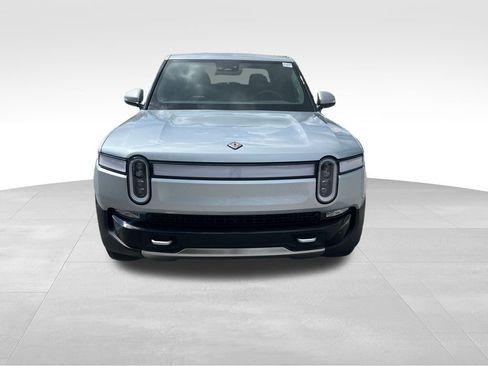 Used 2024 Rivian R1T Adventure image 8