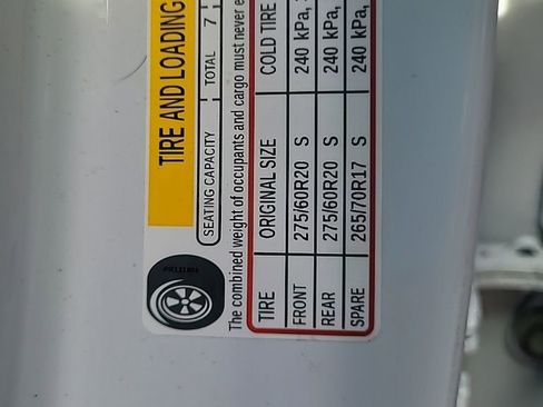 Used 2023 Chevrolet Tahoe Z71 w/ Luxury Package image 19