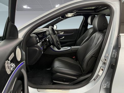 Used 2023 Mercedes-Benz E 350 Sedan image 5
