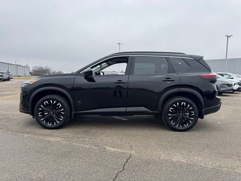 New 2026 Nissan Rogue SV FWD image 3