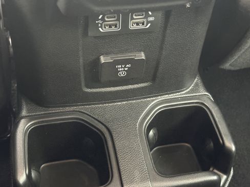 Used 2020 Jeep Wrangler Rubicon w/ Steel Bumper Group image 12