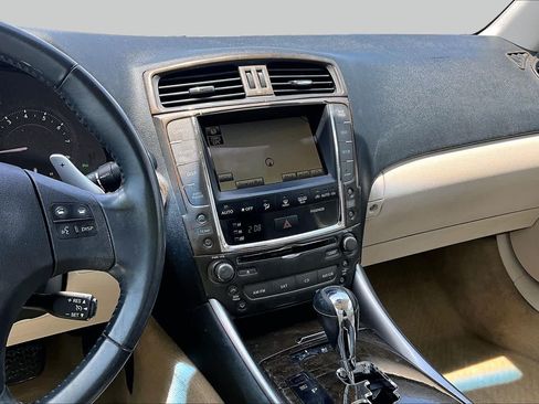 Used 2010 Lexus IS 350C RWD image 5
