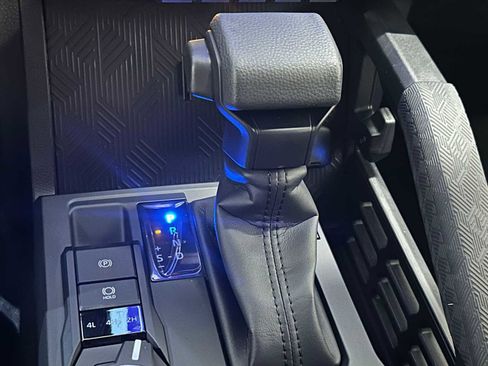 New 2026 Toyota Tacoma SR5 AWD/4WD image 17