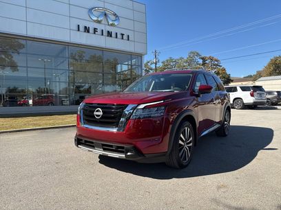 Used 2024 Nissan Pathfinder Platinum w/ Cargo Package