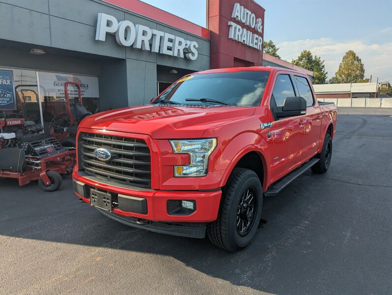 Used 2017 Ford F150 XLT w/ Equipment Group 302A Luxury AWD/4WD image 4