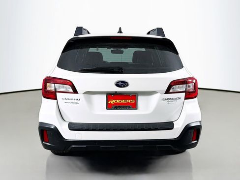 Used 2018 Subaru Outback 2.5i Limited AWD/4WD image 7