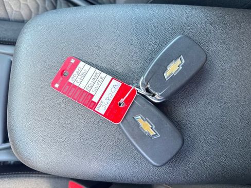 Used 2020 Chevrolet Equinox LT AWD/4WD image 28