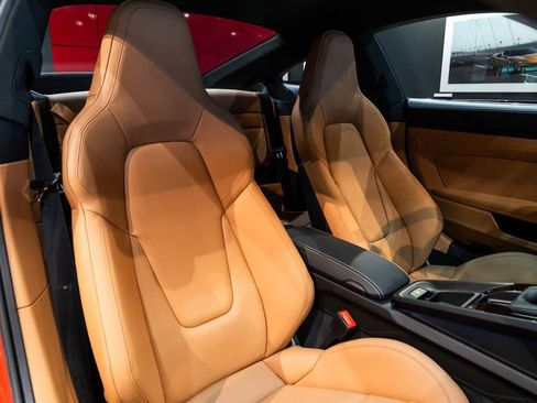 Used 2026 Porsche 911 GT3 RWD image 38