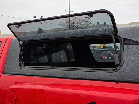 Used 2006 Dodge Dakota ST image 15