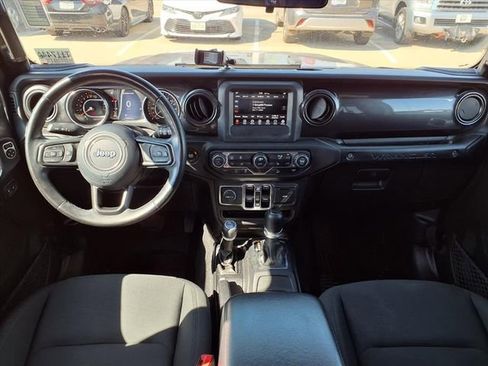 Used 2020 Jeep Wrangler Unlimited Sport image 11